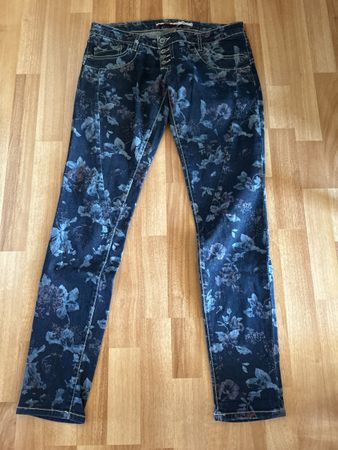 Please Jeans, Blumenmuster, Grösse L, einf. Bundweite 40 cm
