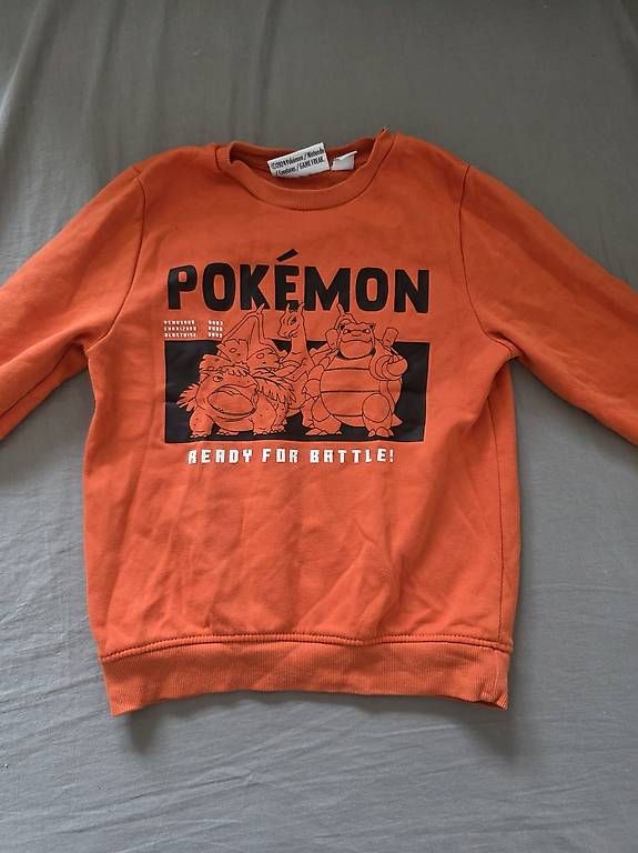 Pulls et sweat-shirts: Pullover in grösse 128 – D'occasion à Gretzenbach par fab_7l6c
