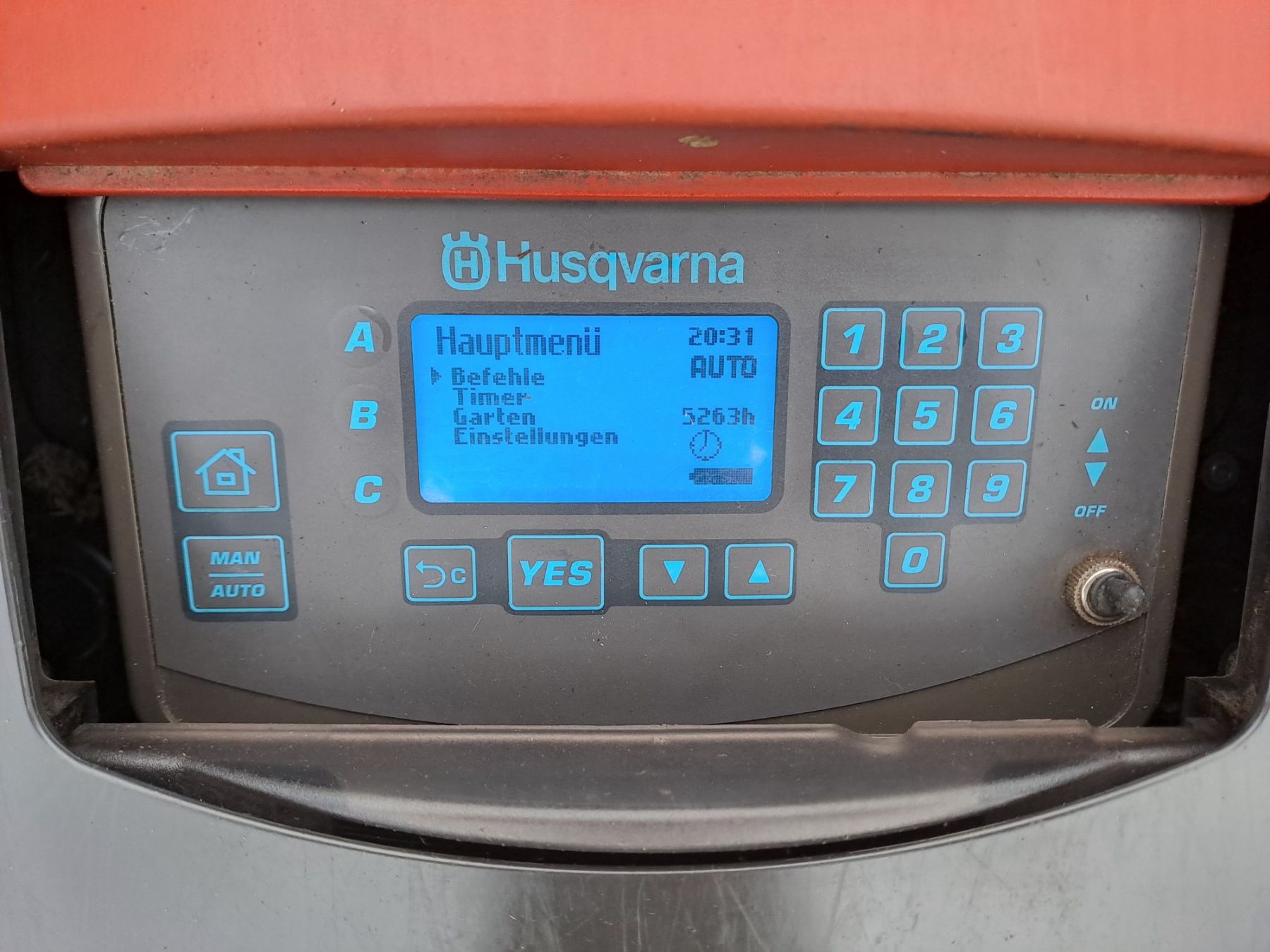 Husqvarna Tagliaerba: Automower Husqvarna 230 ACX – Usato da Gossau SG venduto da Iki003 3