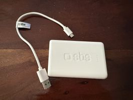 Powerbank SBS 5000mAh, weiss mit Ladekabel