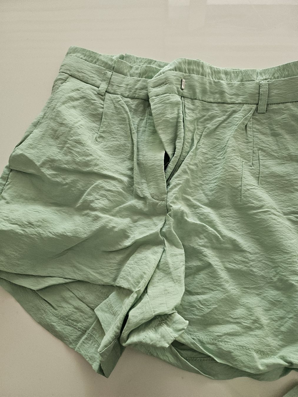 Pantaloni: short court – Usato da Dietlikon venduto da mic_z7ly 1