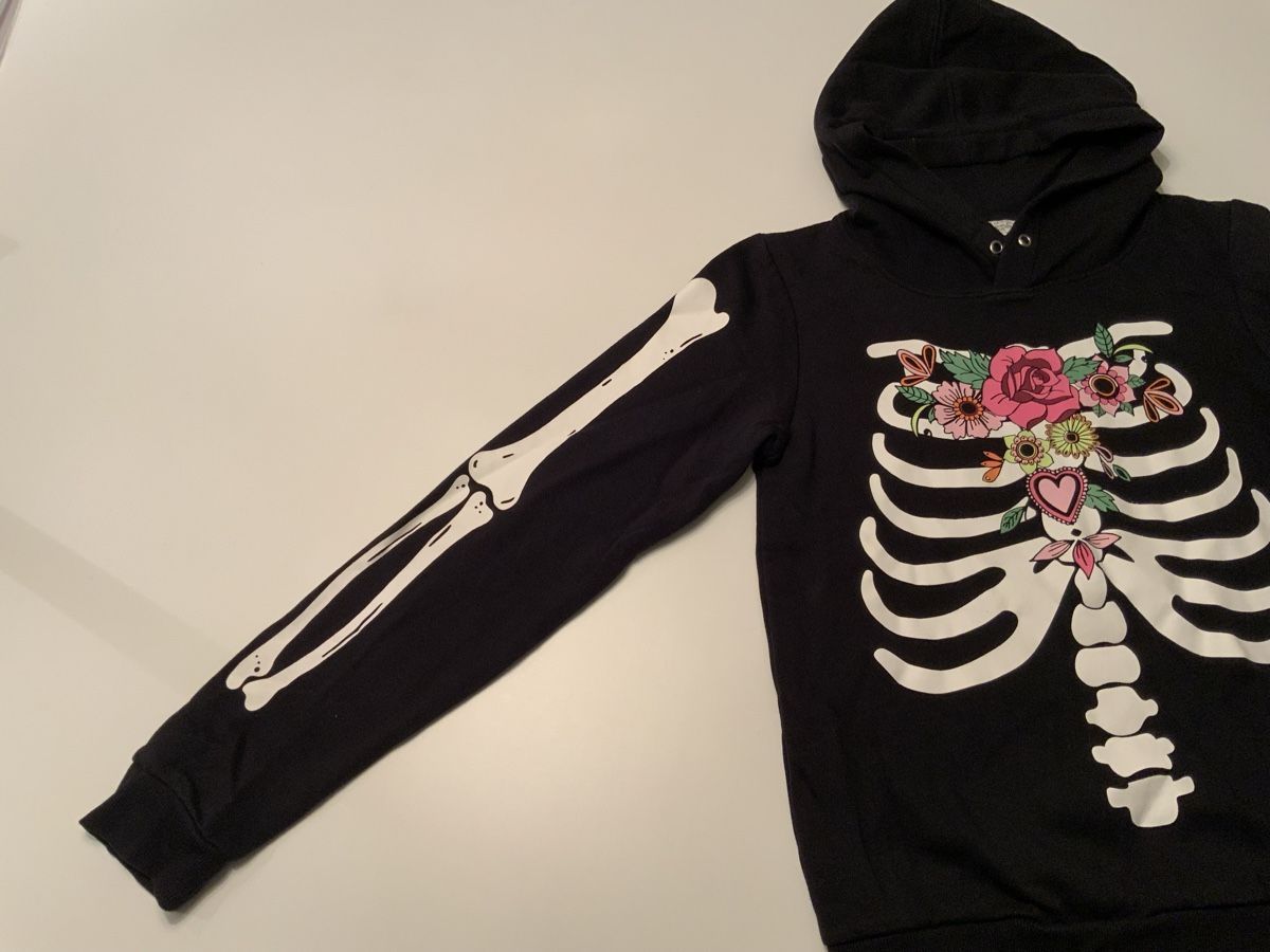 H&M Pullover & Sweatshirts: Pullover, HALLOWEEN, EUR 170, sehr COOL! – Gebraucht aus Stäfa von sylla73 2
