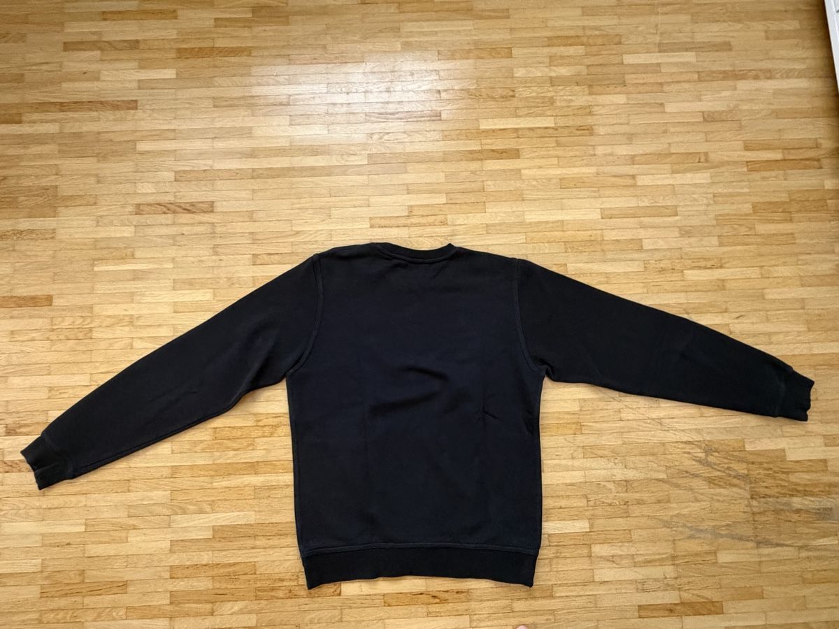 Nike Maglioni & Felpe: Pullover Nike schwarz Grösse M TOP ZUSTAND!!! – Usato da Ibach venduto da Kindheit_SZ 1