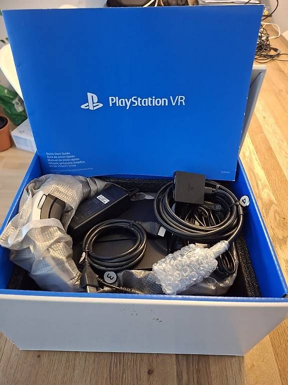 Sony Casco VR: Play Station VR PSVR Set – Nuovo e nell'imballaggio originale da Luzern venduto da isa_dcx6