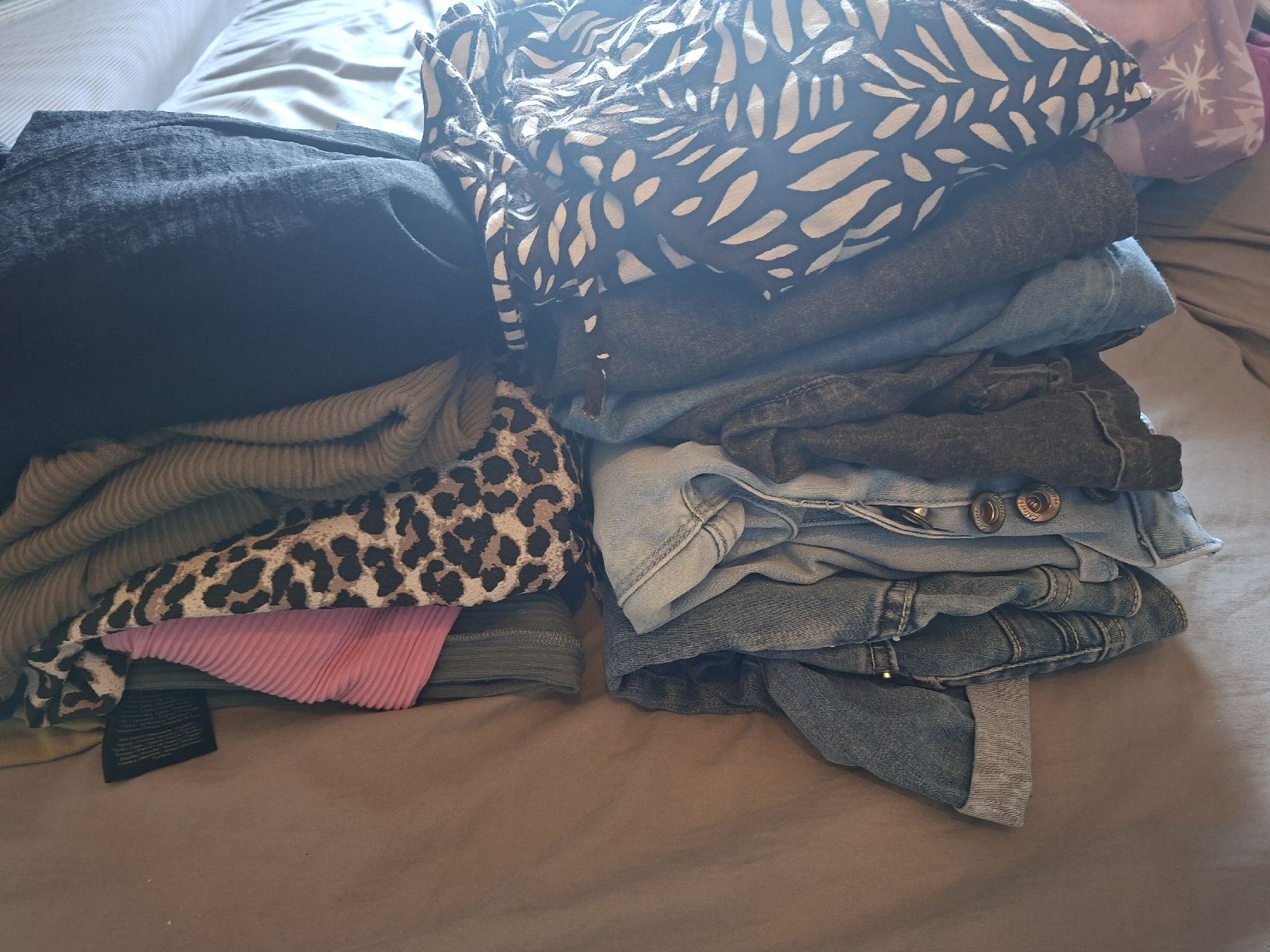 Lotti di vestiti: kleiderpaket gr.S – Usato da Grüningen venduto da Vika95.