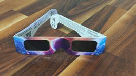 Sonnenfinsternisbrille von Solar Optics