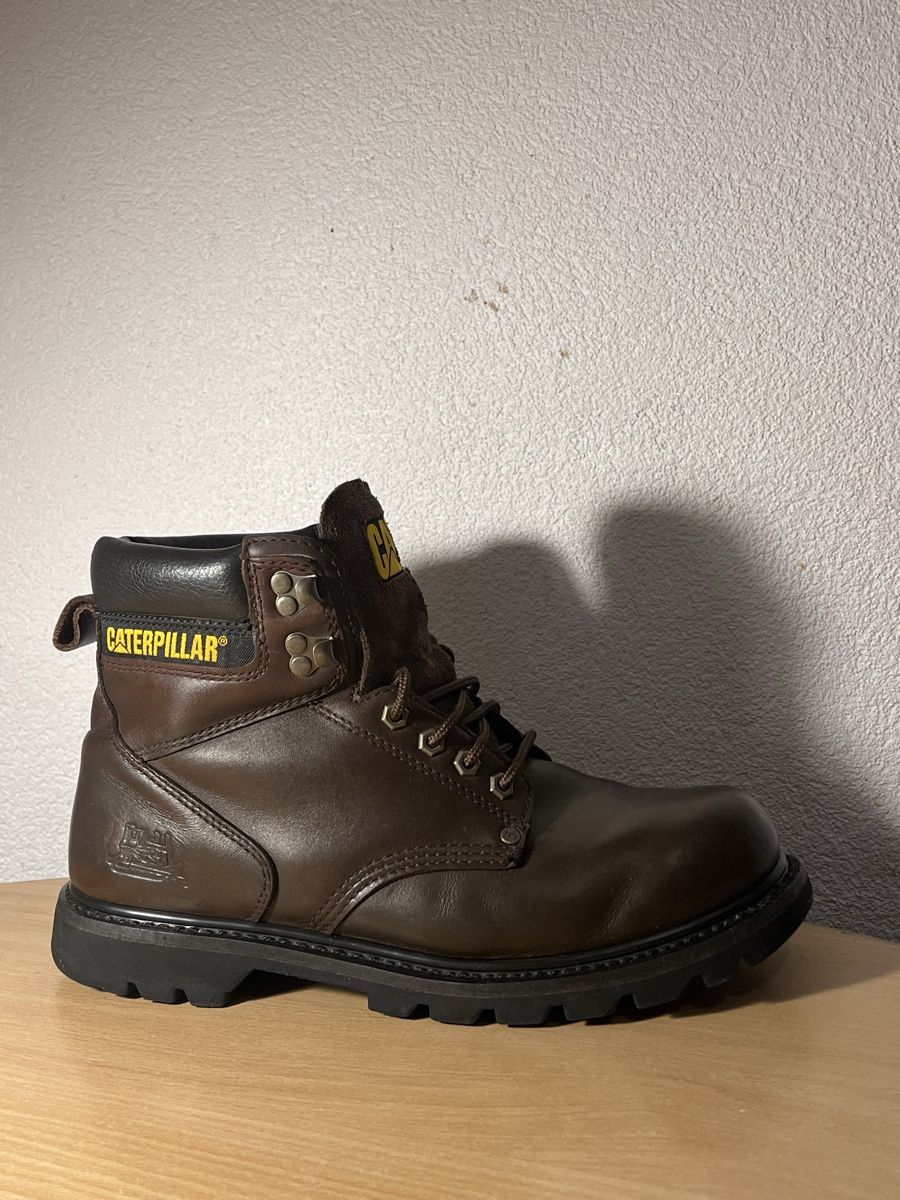 Caterpillar Chaussures hommes: Bottes Catpillar – D'occasion à La Chaux-de-Fonds par art_x8mz