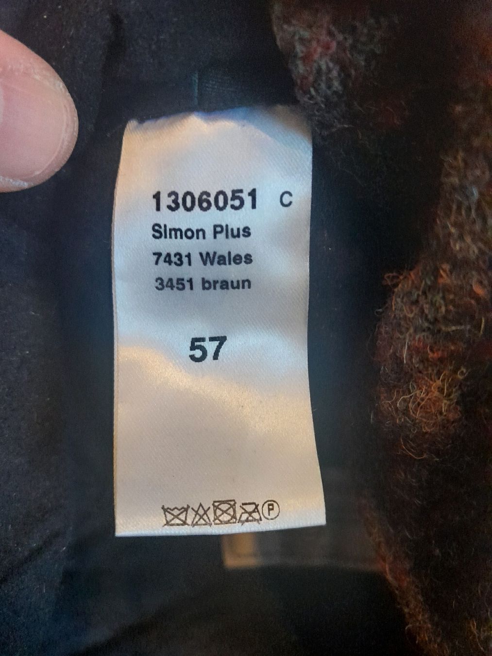 Copricapi, berretti & cappellini: Harris Tweed Schirmmütze – Usato da Olten venduto da so.bi 2