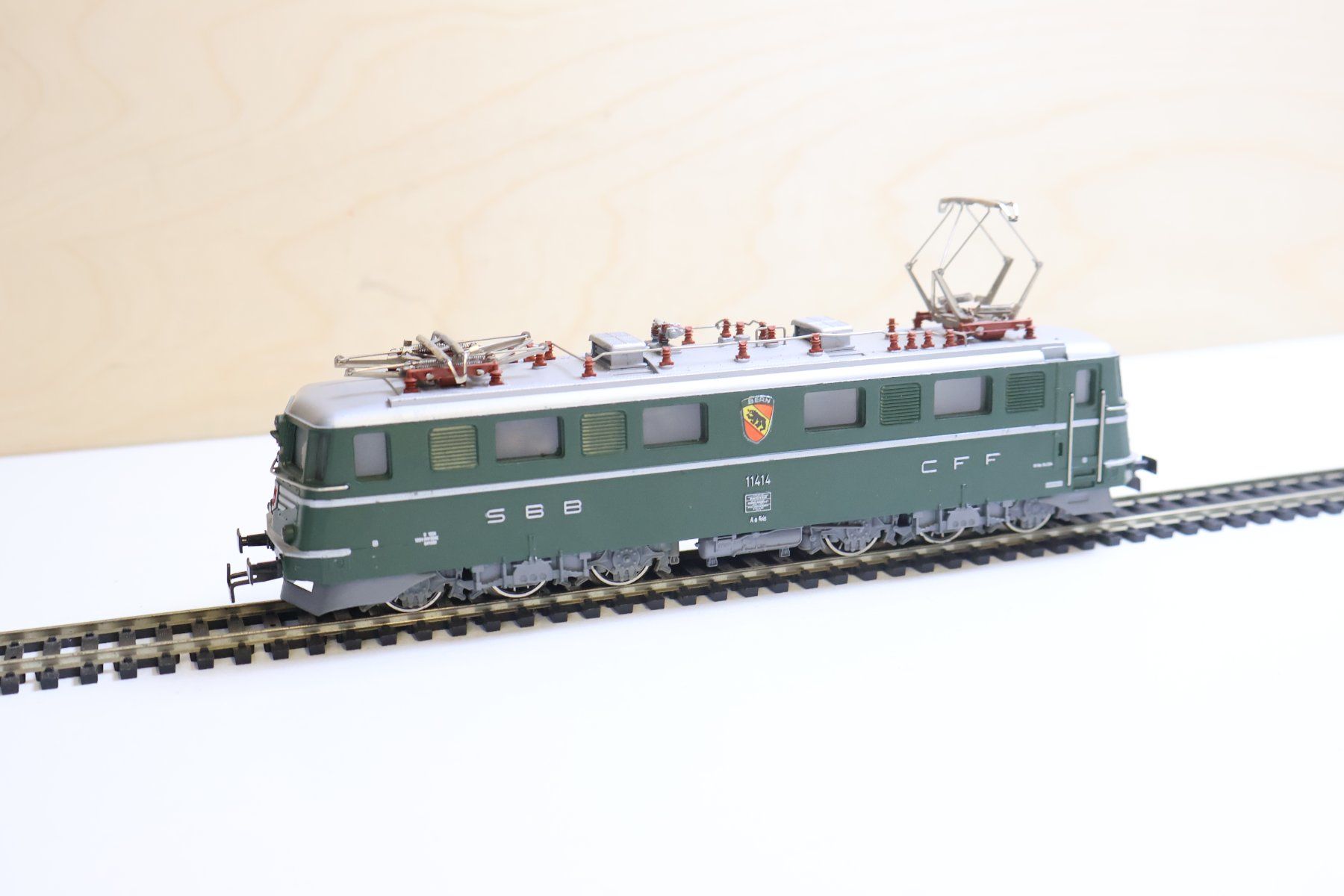 Märklin Trains électriques: Märklin SBB Ae 6/6 E-Lok "Bern" - 3050 - H0 – D'occasion à Winterthur par Monstera 3