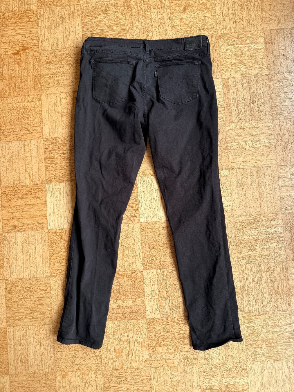 Levi's Jeans: 2 Paar Levi’s Jeans – Usato da Zürich venduto da bluebirdmon 7