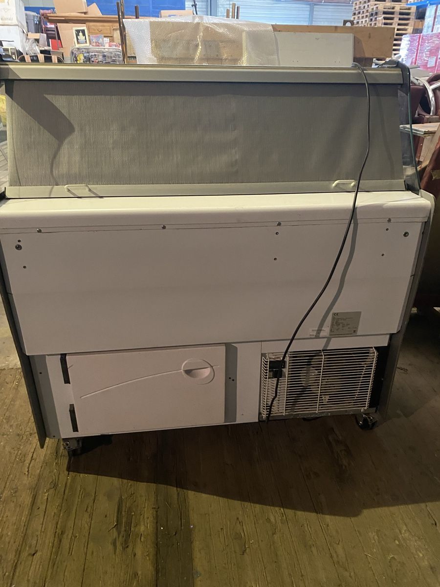 Vetrine: Glacé Vitrine – Usato da St. Gallen venduto da wartau04 1