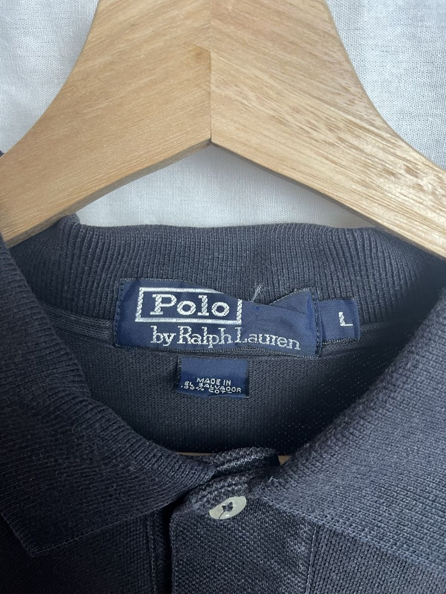 Ralph Lauren Magliette Polo: Polo Ralph Lauren noir délavé – Usato da Les Avanchets venduto da lunedeneige.shop 2