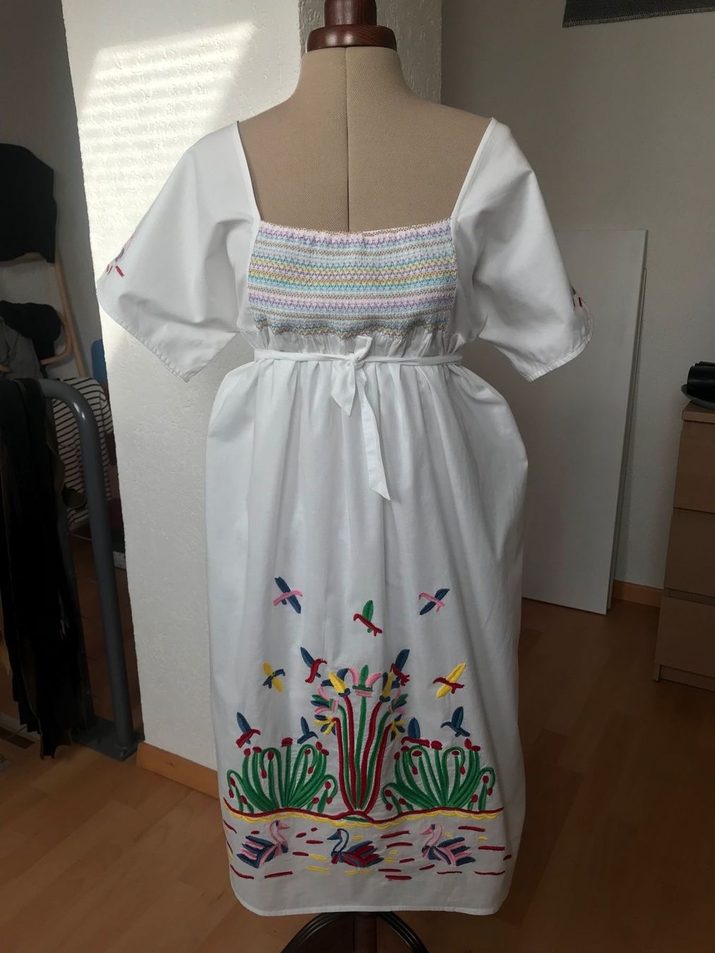 Vestiti: Robe Paul&Jo Sister taille 38 – Usato da Basel venduto da Maria-Alexa 2