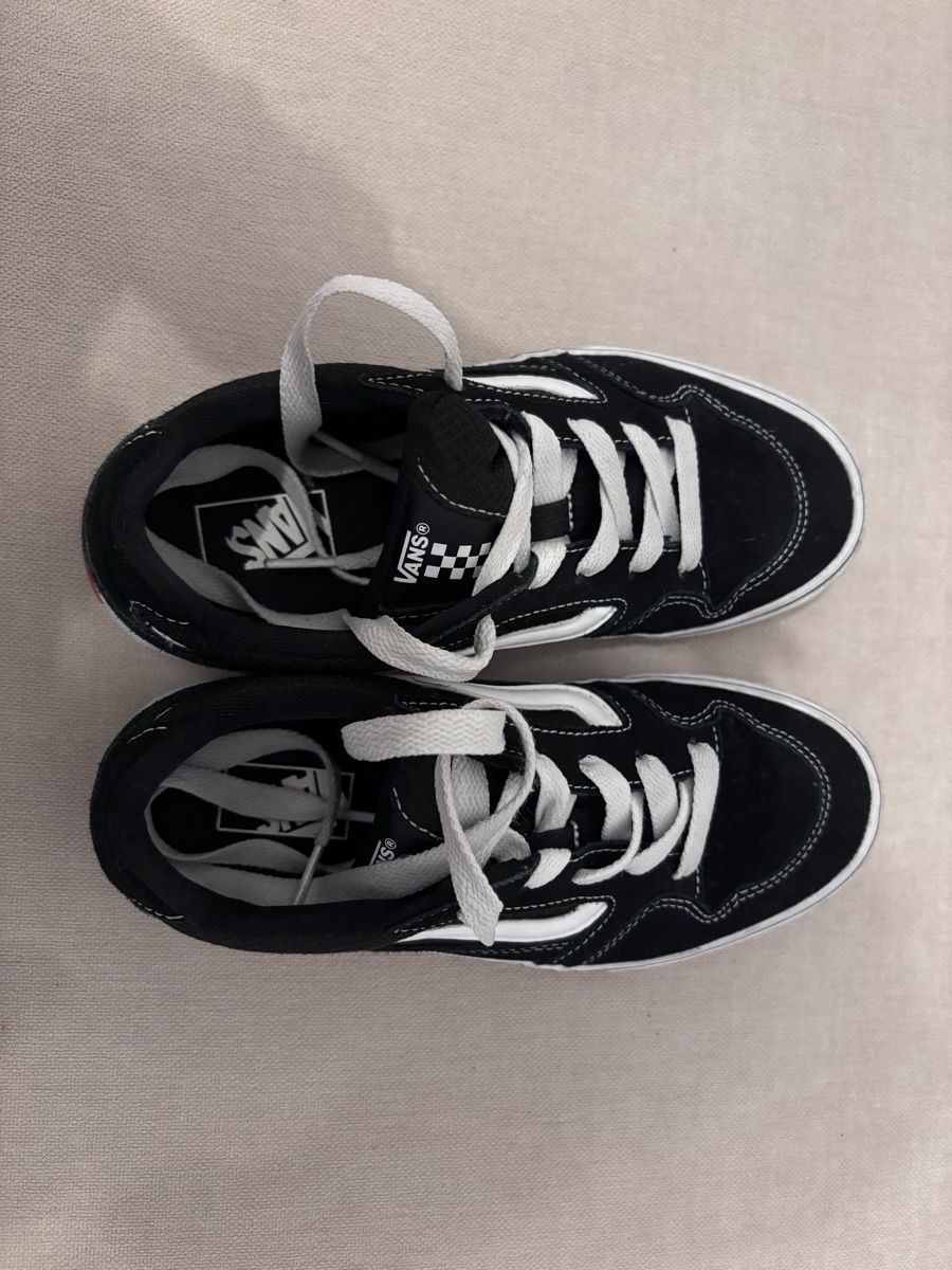 Vans Schuhe für Jungen: Vans Sneaker Gr.35 – Gebraucht aus Weiach von Larissa130 2