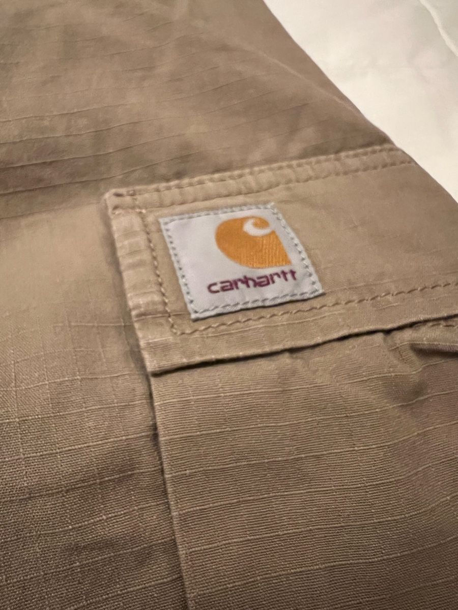 Carhartt Pantaloni: Carhartt Cargo Pants, size 28x32 – Usato da Bern venduto da EmptySpaceS