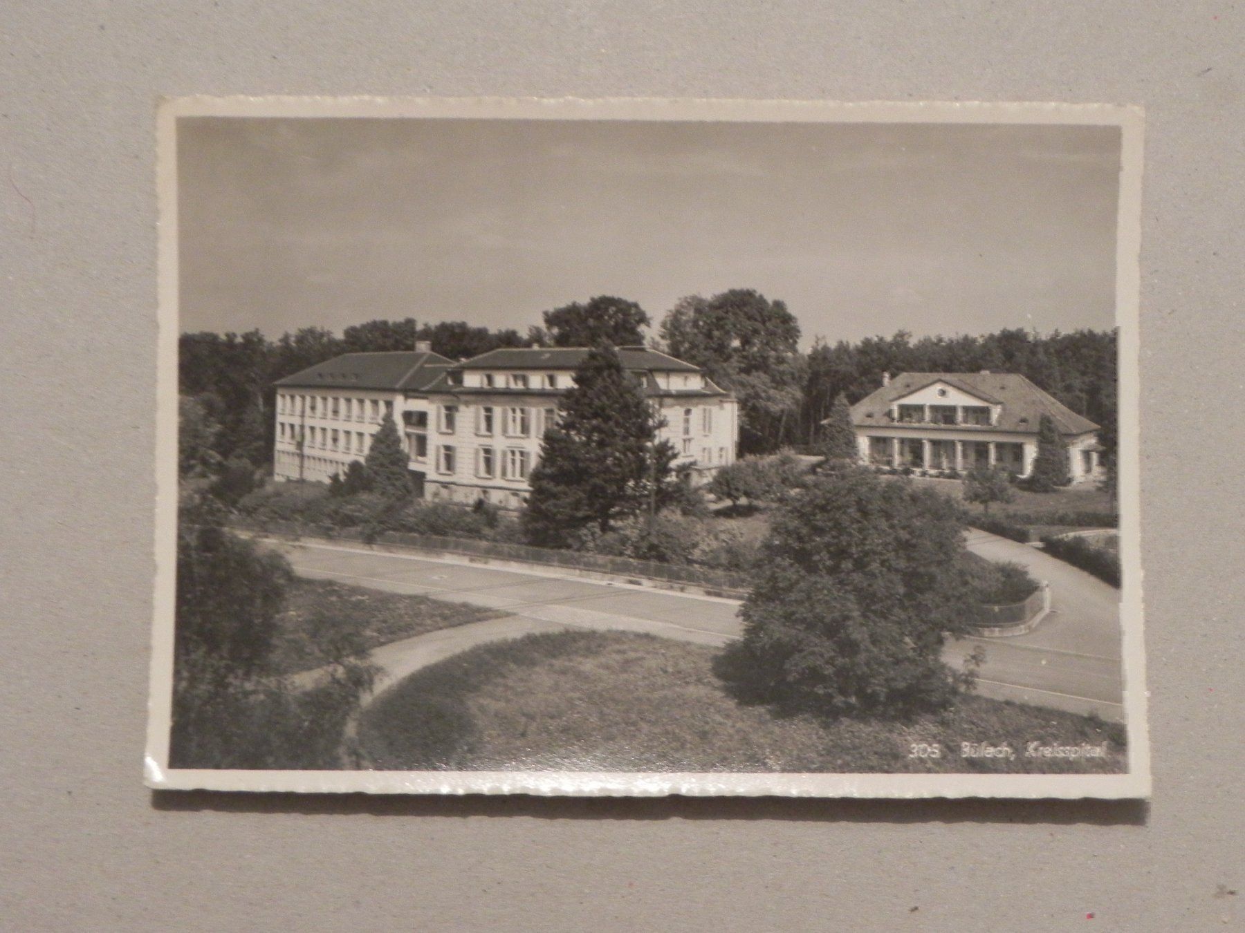 Cartoline postali: Ansichtskarte Bülach ZH Spital 1942 – Usato da Siebnen venduto da krimsie