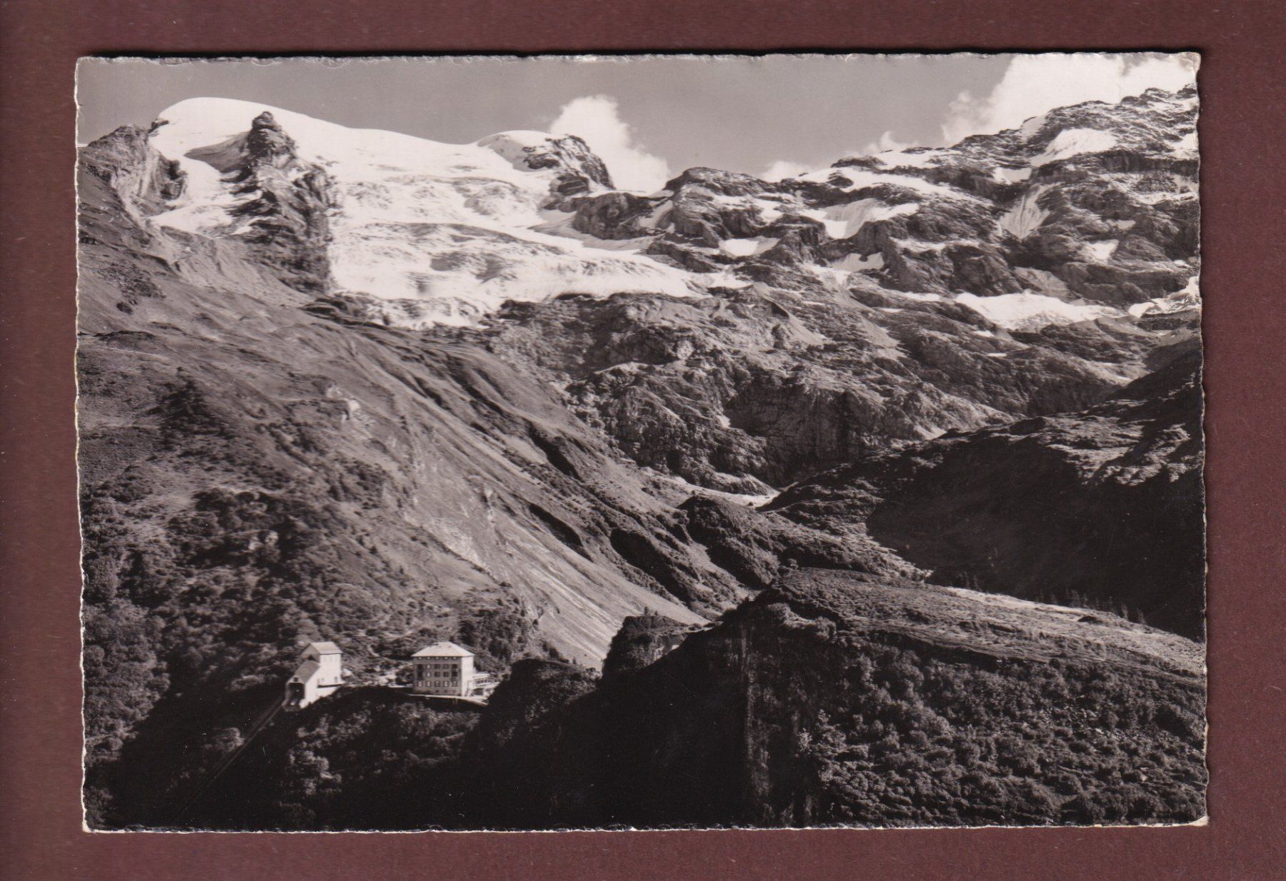 Cartoline postali: Hotel TRÜBSEE - Titlis – Usato da Pully venduto da nicecards-shop