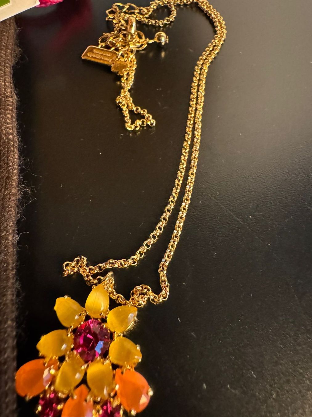 Kate Spade Catenine: Kate Spade New York Statement Halskette – Usato da Winterthur venduto da Dejv 1