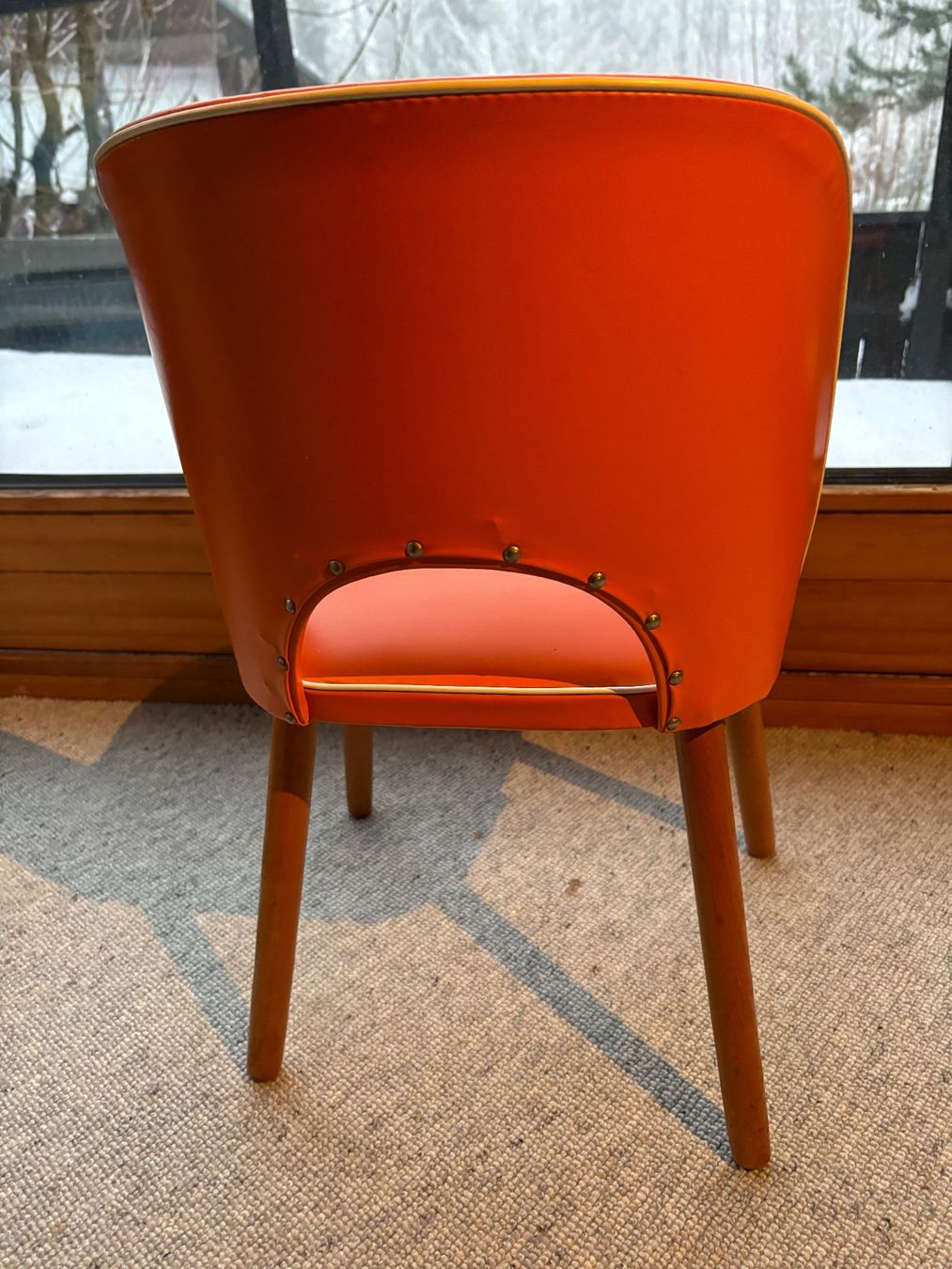 Sedie: Paar orange 50s Kinderstühle – Usato da Hinwil venduto da DaniBachman 2