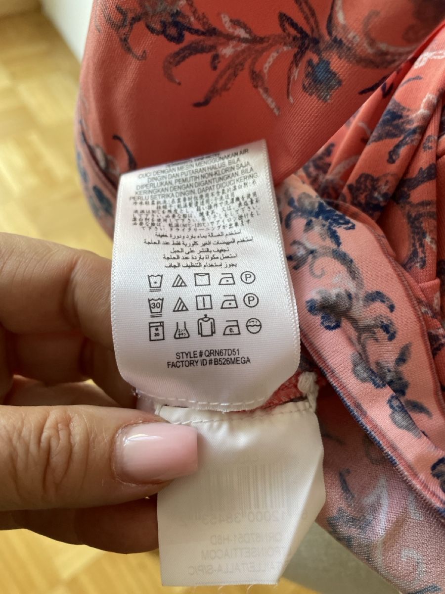 Vestiti: Robe BCBG MaxAzria  – Usato da Montagny-la-Ville venduto da Sissi-Sissi 4