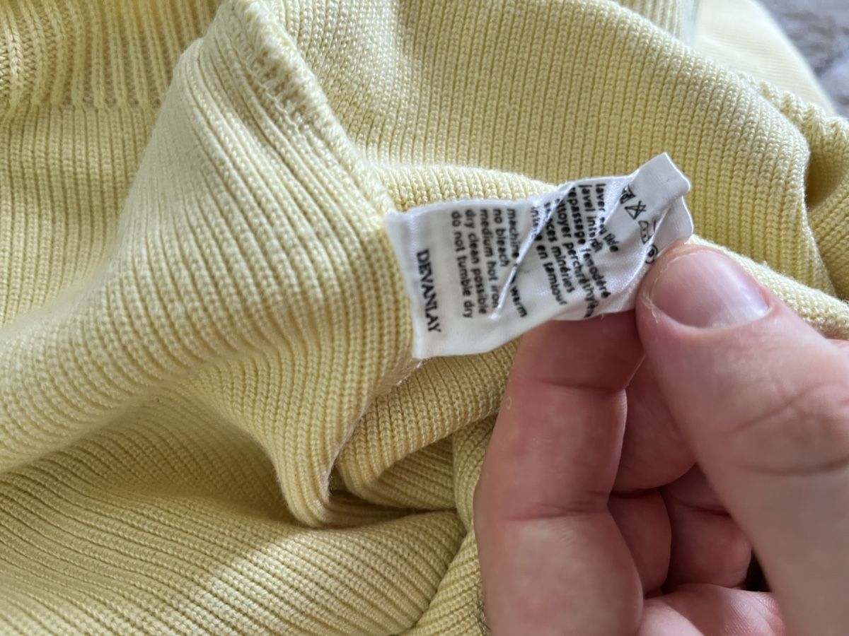 Lacoste Maglioni & Felpe: Lacoste Pullover gelb Grösse 6 mit Flecken – Usato da Lausanne venduto da Danash 6