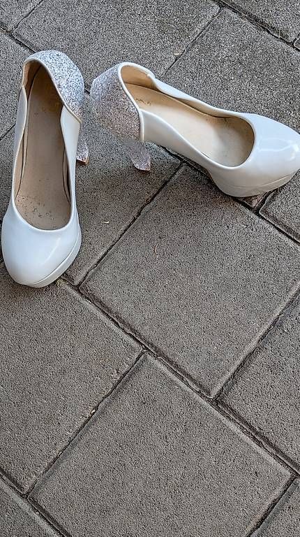 Scarpe da donna: Eleganter Damen Schuh Gr 38 – Usato da Wattenwil venduto da karinschaw 3