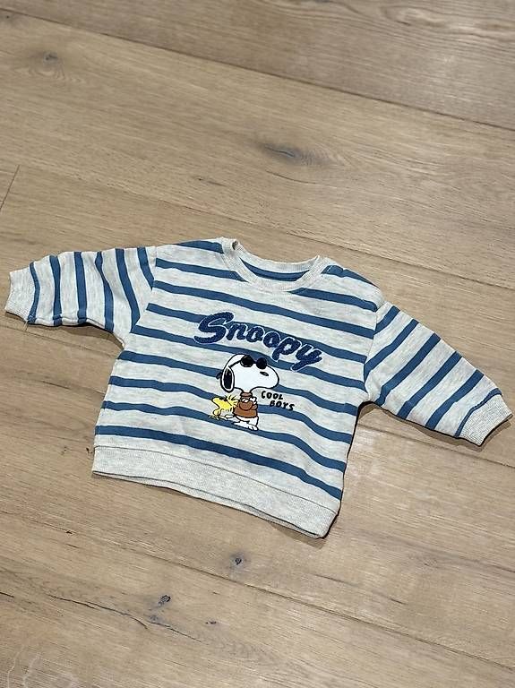 Maglioni & Felpe: Snoopy Baby-Pullover  Grösse 68 / 36 Monate – Usato da Mönchaltorf venduto da carrie89