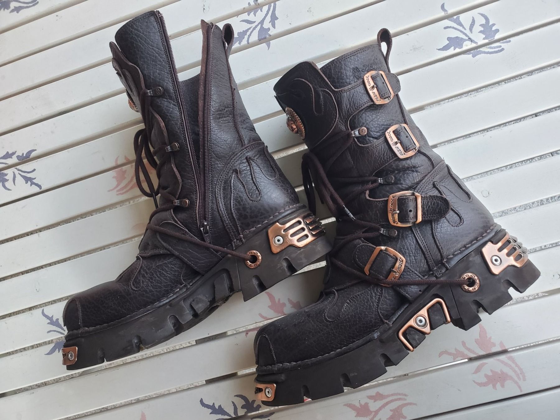 New Rock Chaussures hommes: New Rock Gothic Stiefel – Neuf avec emballage d'origine à Waltenschwil par Andy.Z01 3