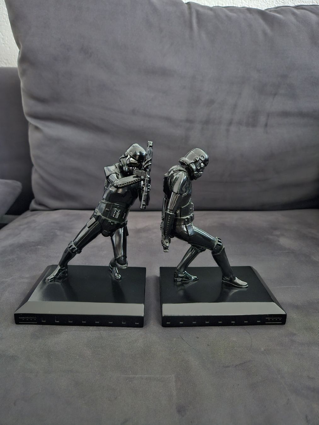 Altro in Decorazioni & Accessori: Star wars stormtrooper bookend – Usato da Rudolfstetten venduto da KingArabi