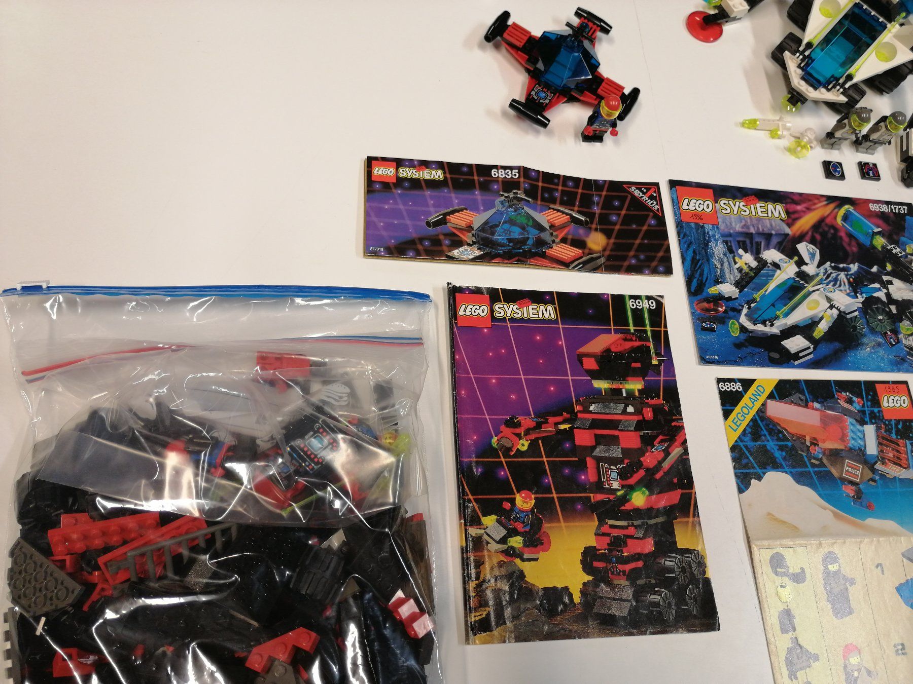 Lego Spielzeuge: Lego Exploriens Spyrius Space Police – Gebraucht aus Sils im Domleschg von AMAG_AUDI_ZH 2