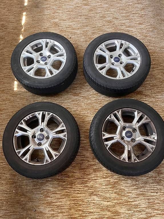 Ford Felgen: 15 Zoll Alufelgen – Gebraucht aus Münchenstein von Timbojonez
