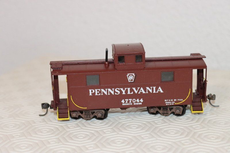 Modelleisenbahnen: 3 US Caboose ( 542 ) – Gebraucht aus Kerzers von Winu64 3