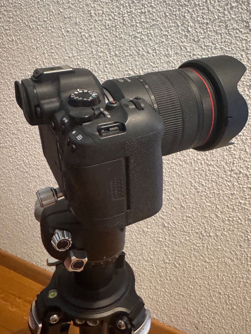 Canon Fotocamera: Canon EOS R 6 Mark 2 – Usato da Frauenfeld venduto da mar_tzp7 3