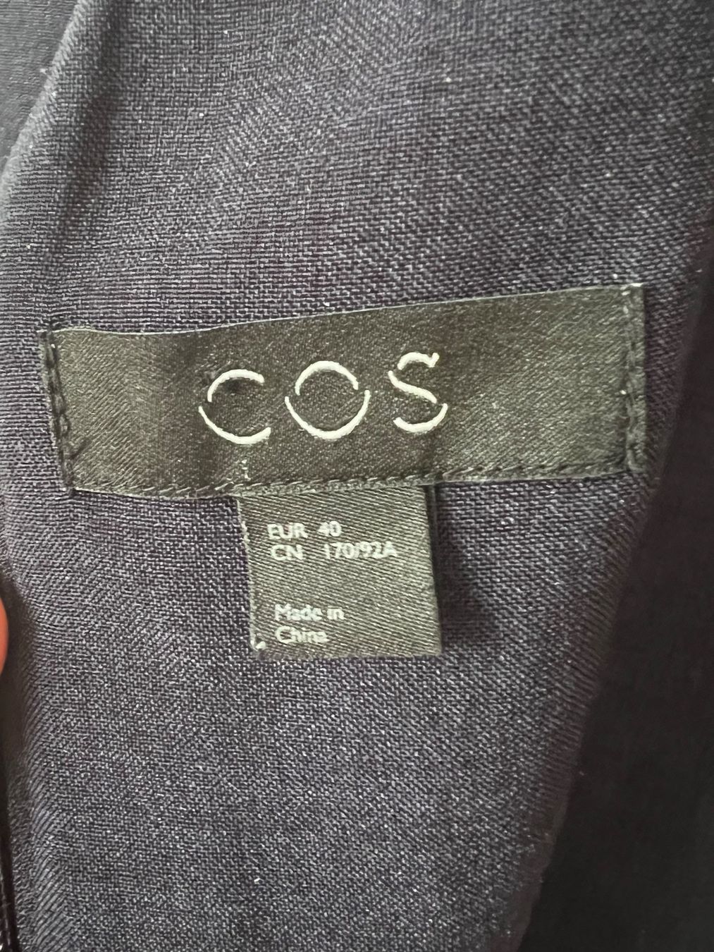 Cos Kleider: Robe Cos taille 40 – Gebraucht aus Genève von l1234 2