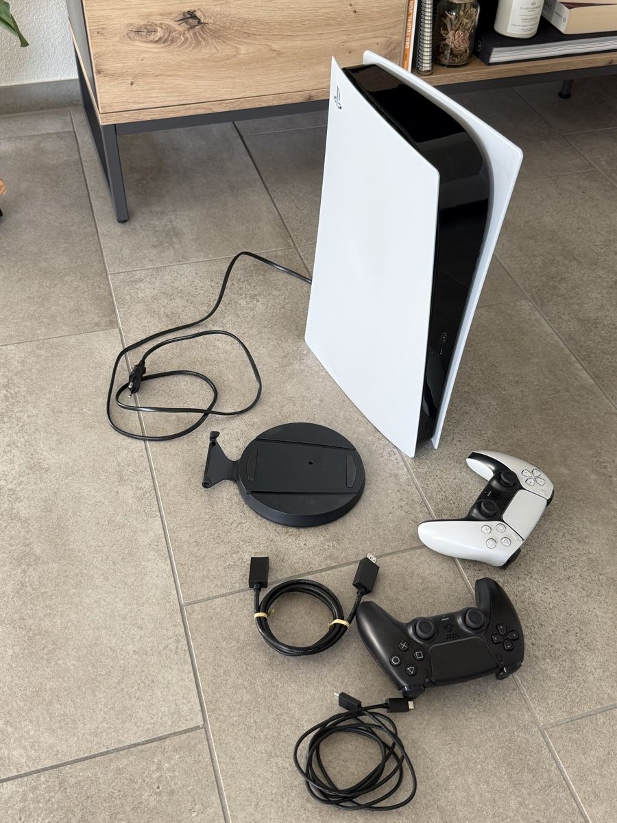 Sony Console: PS5 (Playstation 5) Digital Edition – Usato da Eschenbach SG venduto da Don-Javier