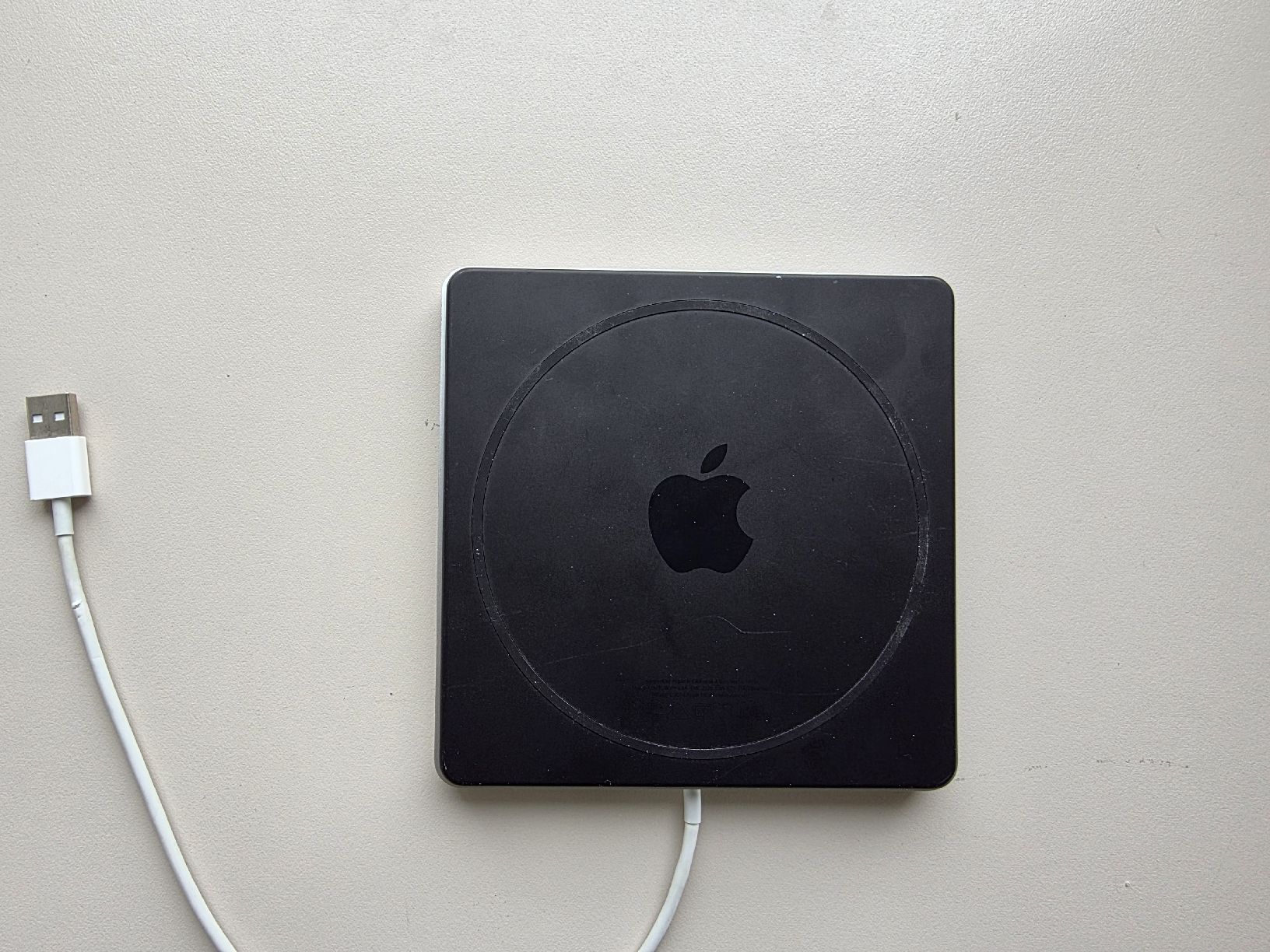 Apple Lettore multimediale & Streamer: Apple USB SuperDrive – Usato da Biberist venduto da Volo28 1
