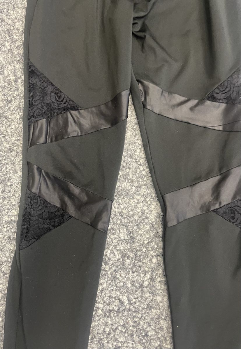 Leggings: Leggind Schwarz Spitze Grösse M Neu – Nuovo (secondo la descrizione) da Au ZH venduto da Jaggy4 3