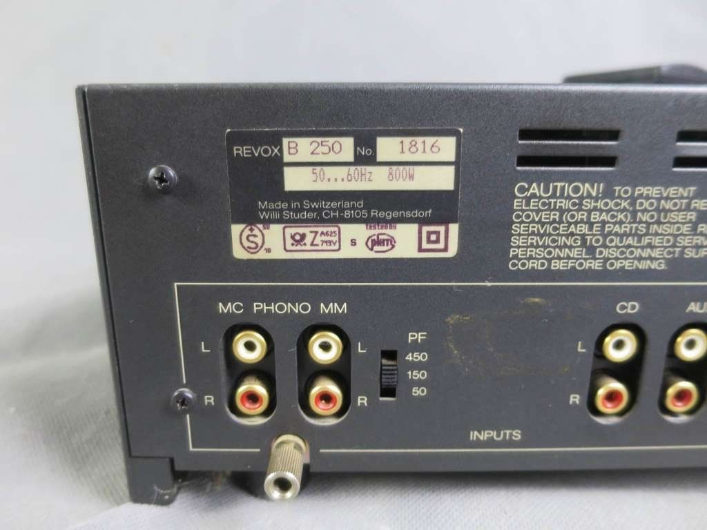 Revox Amplificatori: Revox B 250 Amplifier mit Fernbedienung – Usato da Zürich venduto da 1.Simon 4