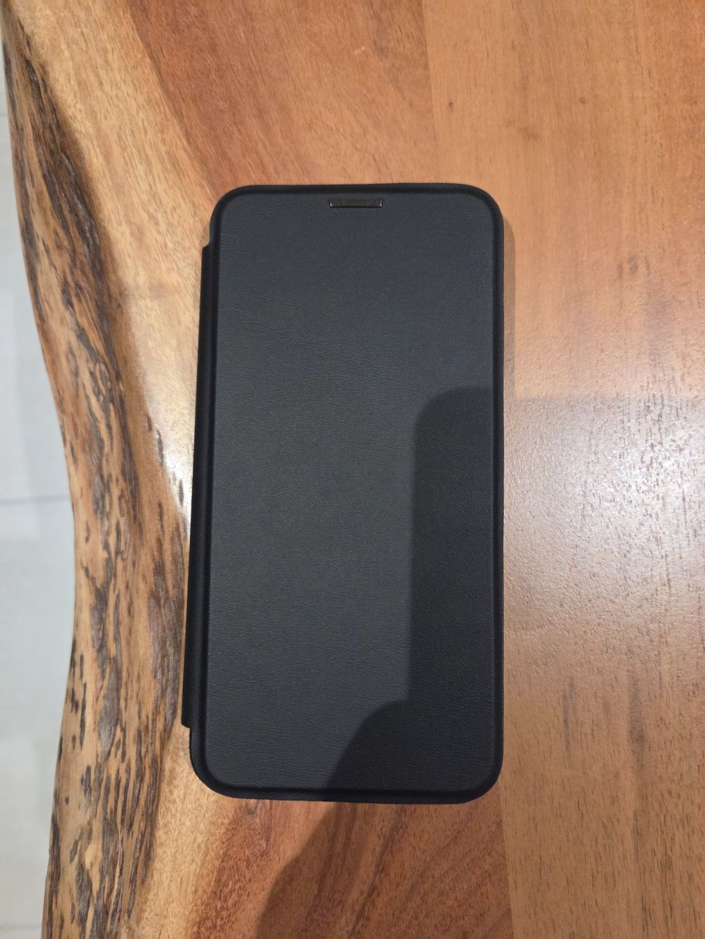 Cover & Protezioni schermo: Coque avec rabat Samsung S25+ – Nuovo (secondo la descrizione) da Cortaillod venduto da ioi_7rq6