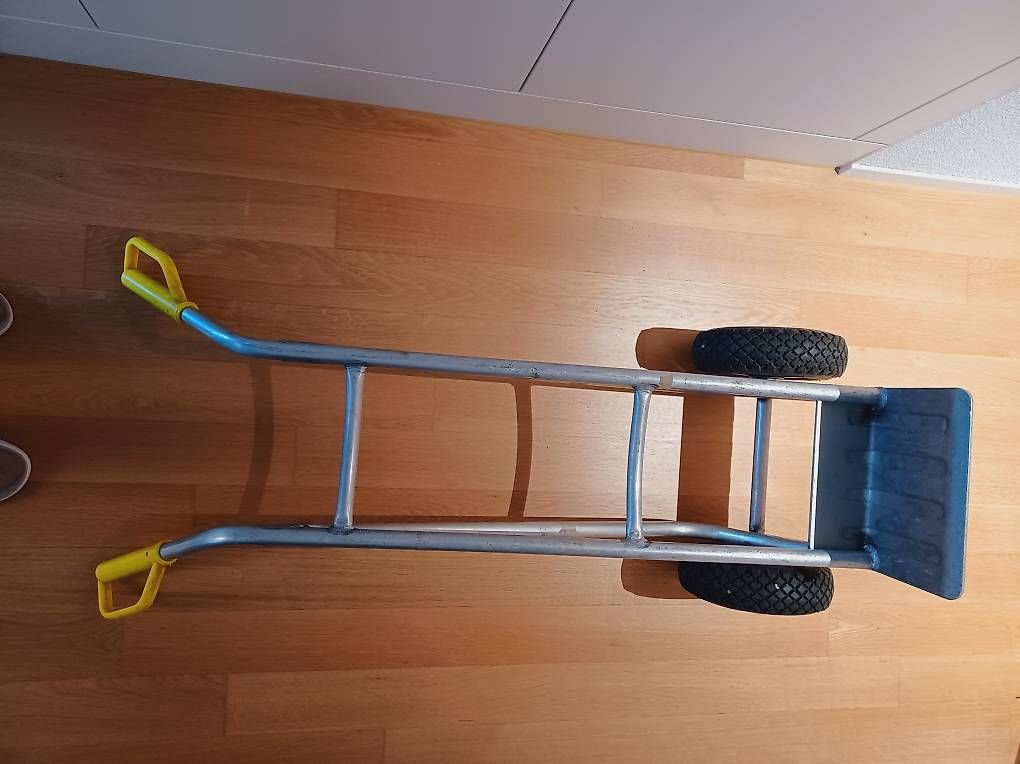 Tutti gli attrezzi: Sackkare extra gute qualität  – Usato da Wallisellen venduto da dan_g9vc