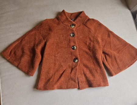 Cosy Button-Up Cardigan - Perfect for chilly summer evenings