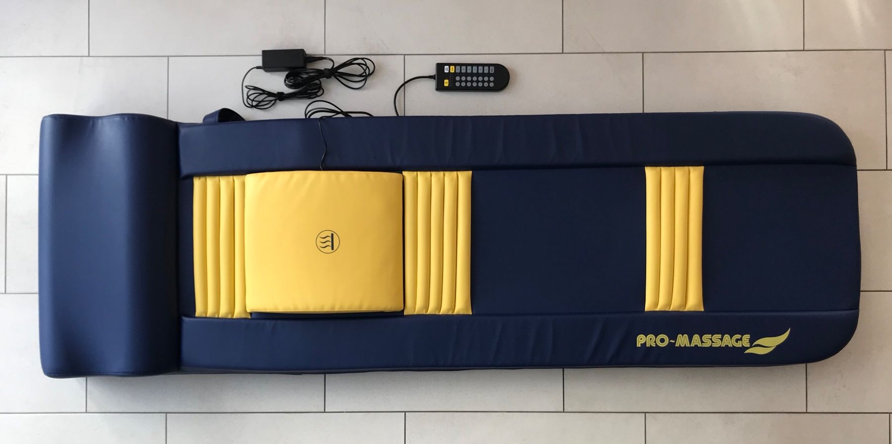 Dispositivi per massaggi: Massageliege PRO-MASSAGE – Usato da Wangen an der Aare venduto da Elpinto80