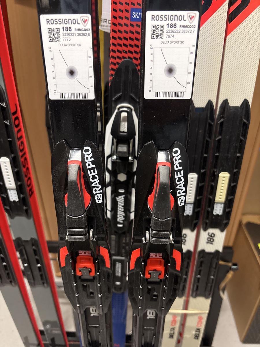Rossignol Sci: Rossignol Delta Sport Skatingski – Nuovo e nell'imballaggio originale da Egnach venduto da Rechi8 1