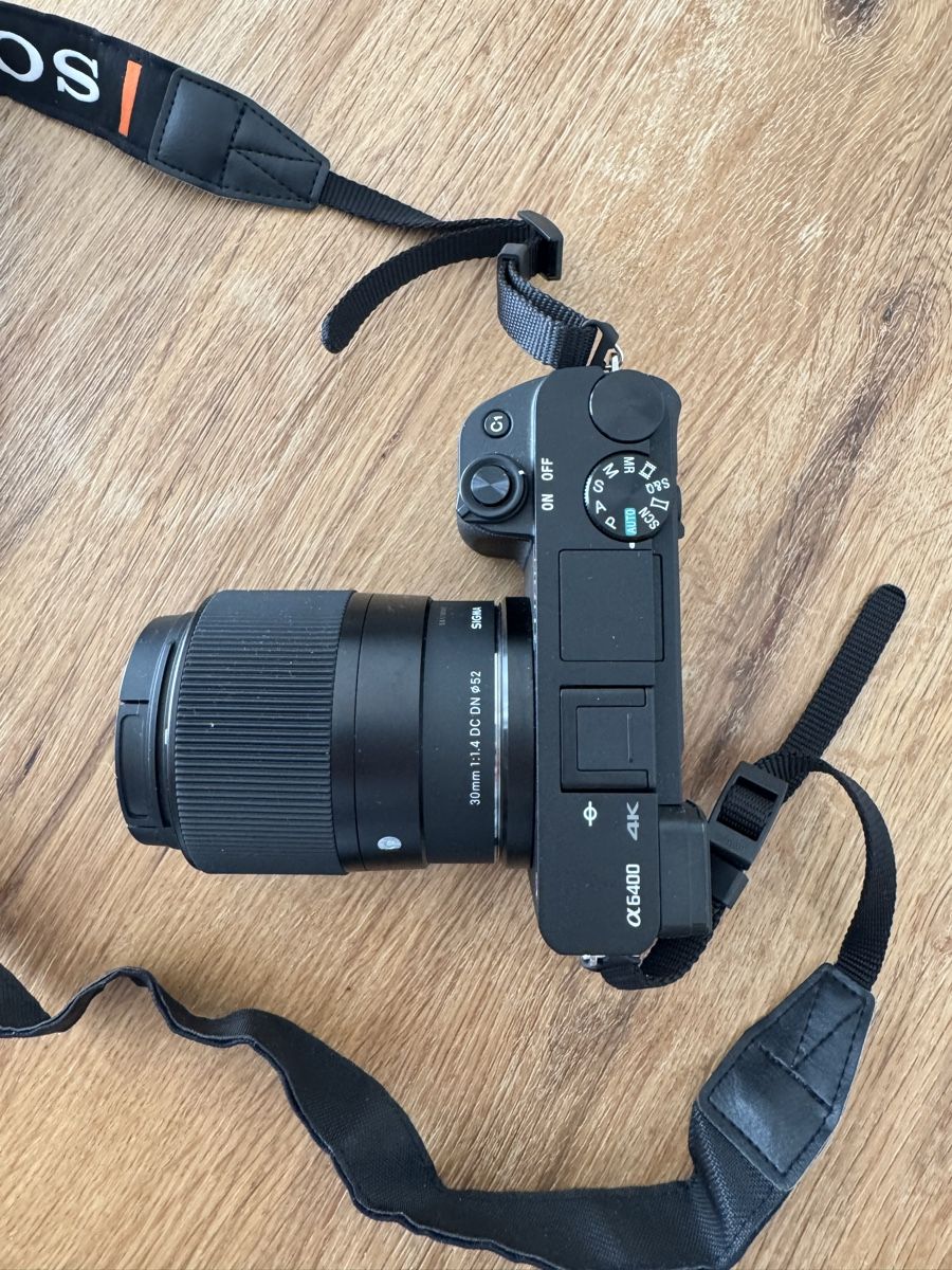 Sony Kamera: Sony Alpha 6400 - 3 Objektive - Perfekter Zustand – Neu (gemäss Beschreibung) aus Langendorf von  3