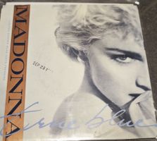 Madonna - True Blue (7" Promo Limited Edition Blue Vinyl)