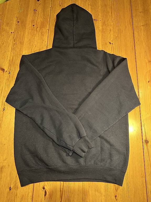Pullover & Sweatshirts: Sweat Champion – Gebraucht aus Vionnaz von tet_ycz8 1