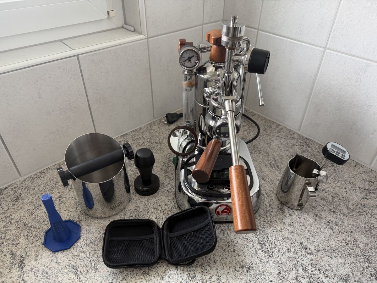 La Pavoni Macchine per caffè & Macchine per espresso: La Pavoni mit Drucksensor + viel Zubehör – Usato da Thun venduto da Nath 1