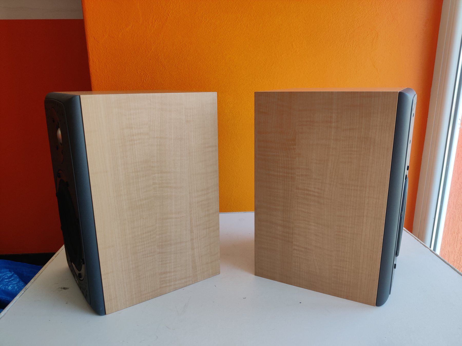 Bowers & Wilkins Casse acustiche: Bowers & Wilkins DM303 Lautsprecher mit Schutzgittern – Usato da Novazzano venduto da cri_kd9t 3
