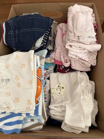 Diverse Kinderkleider