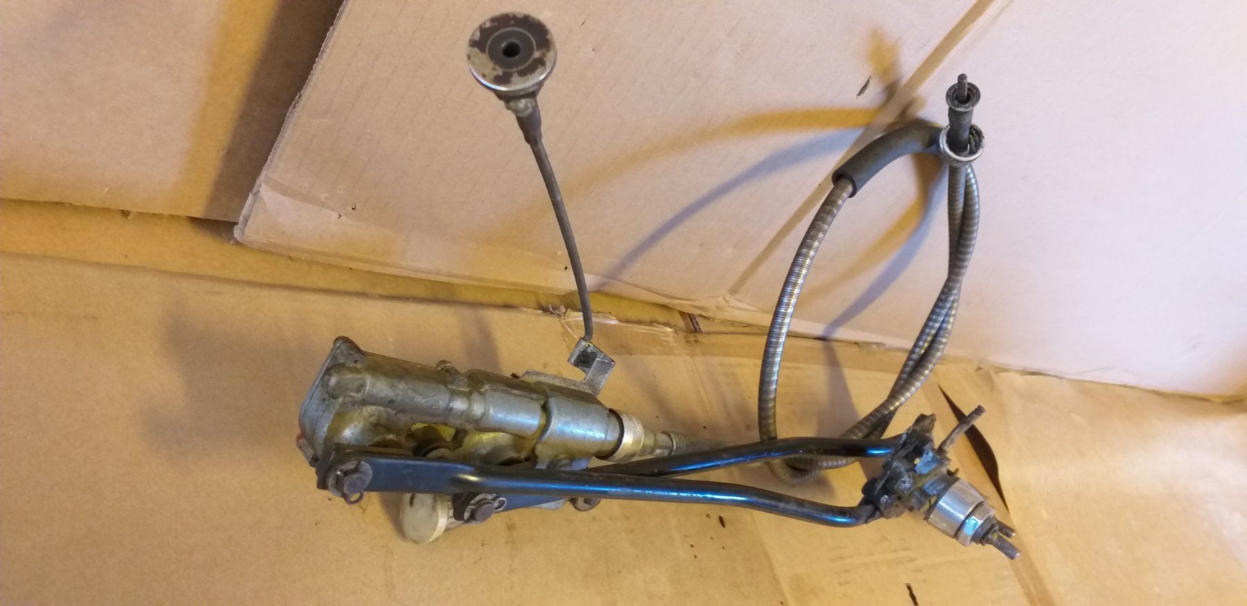 Citroën Alle Autoersatzteile: CITROEN  2 CH.  MECANISME ESSUIE-GLACE PAR CABLE COMPTEUR – Gebraucht aus cortébert von rlv 2